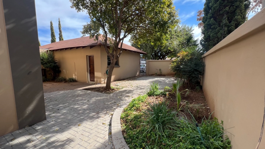 3 Bedroom Property for Sale in Langenhovenpark Free State